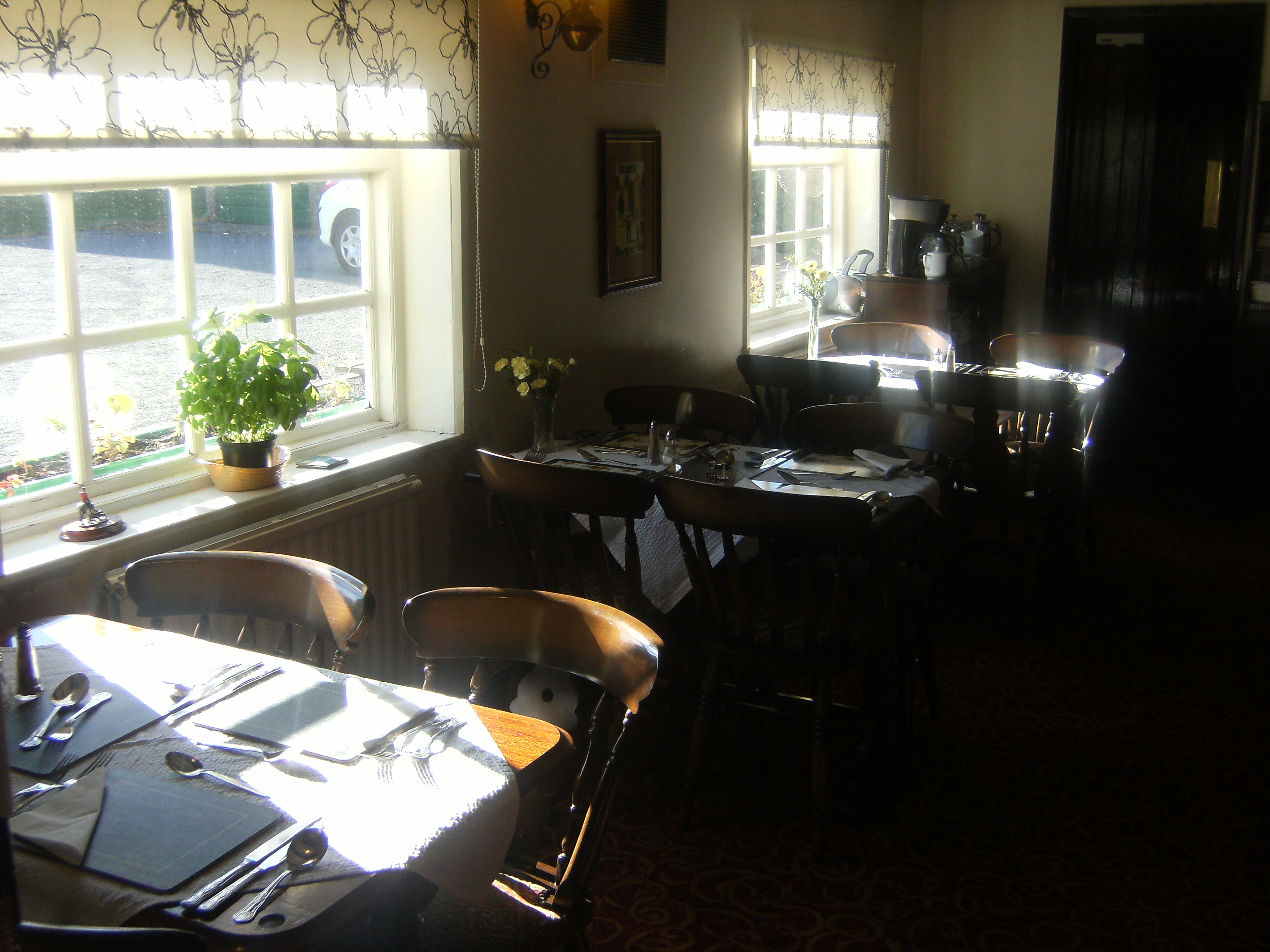 pub_012.jpg